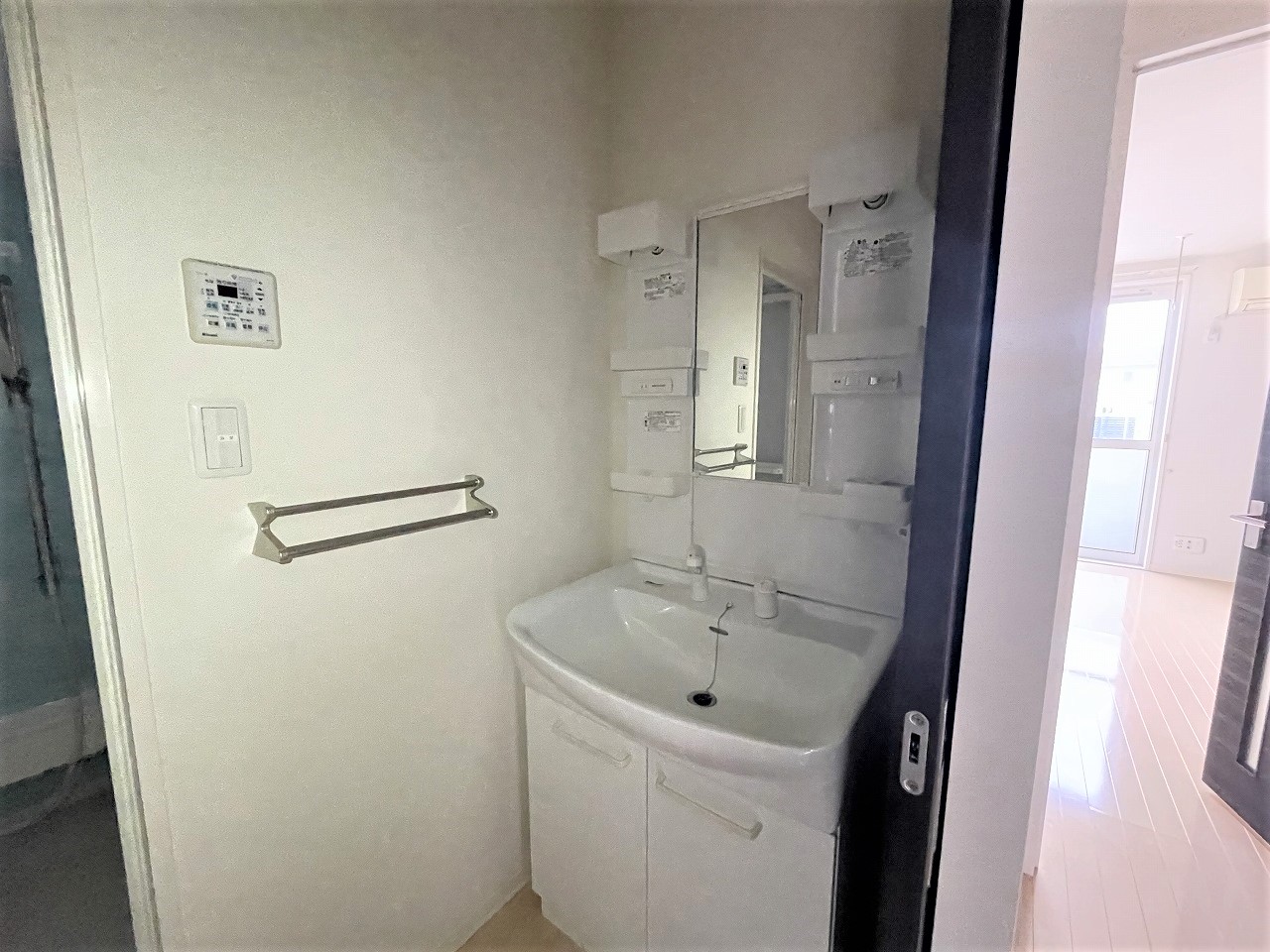 反転間取り写真 反転間取り写真